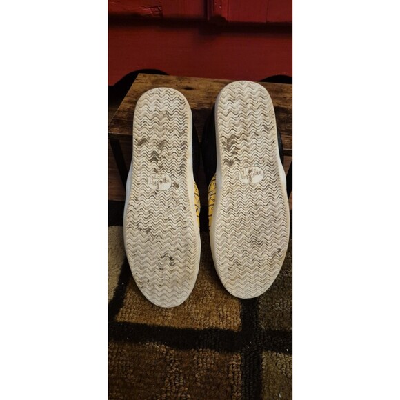 Monkey Feet M 9.5 W 10 Euro 42 Harry Potter Yellow Black Slip On Tennis Shoes - Picture 6 of 6